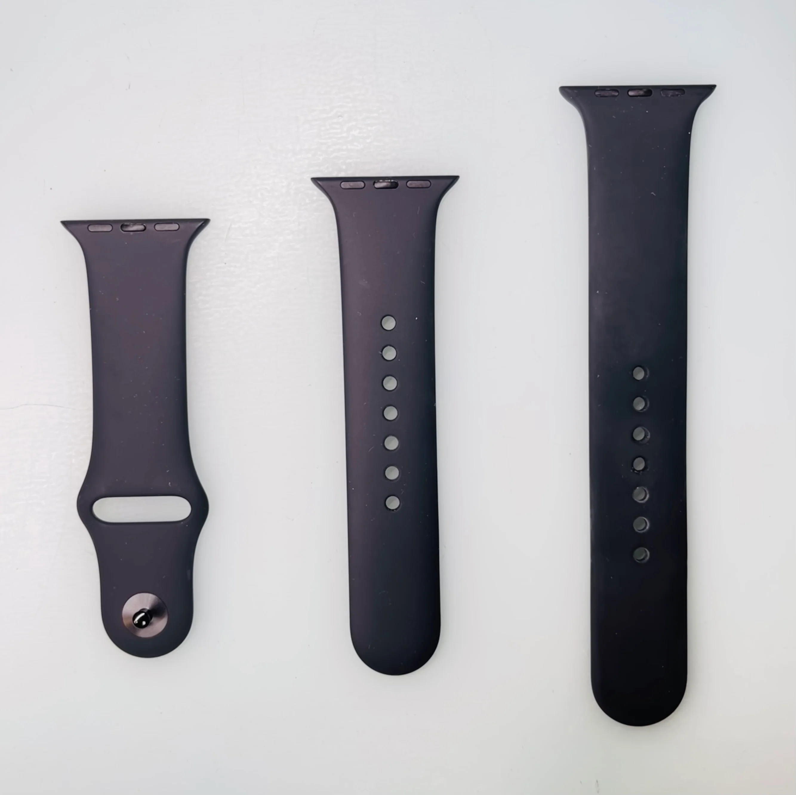 Apple 42mm Sport Band – Black – S/M & M/L Sizes for Apple Watch