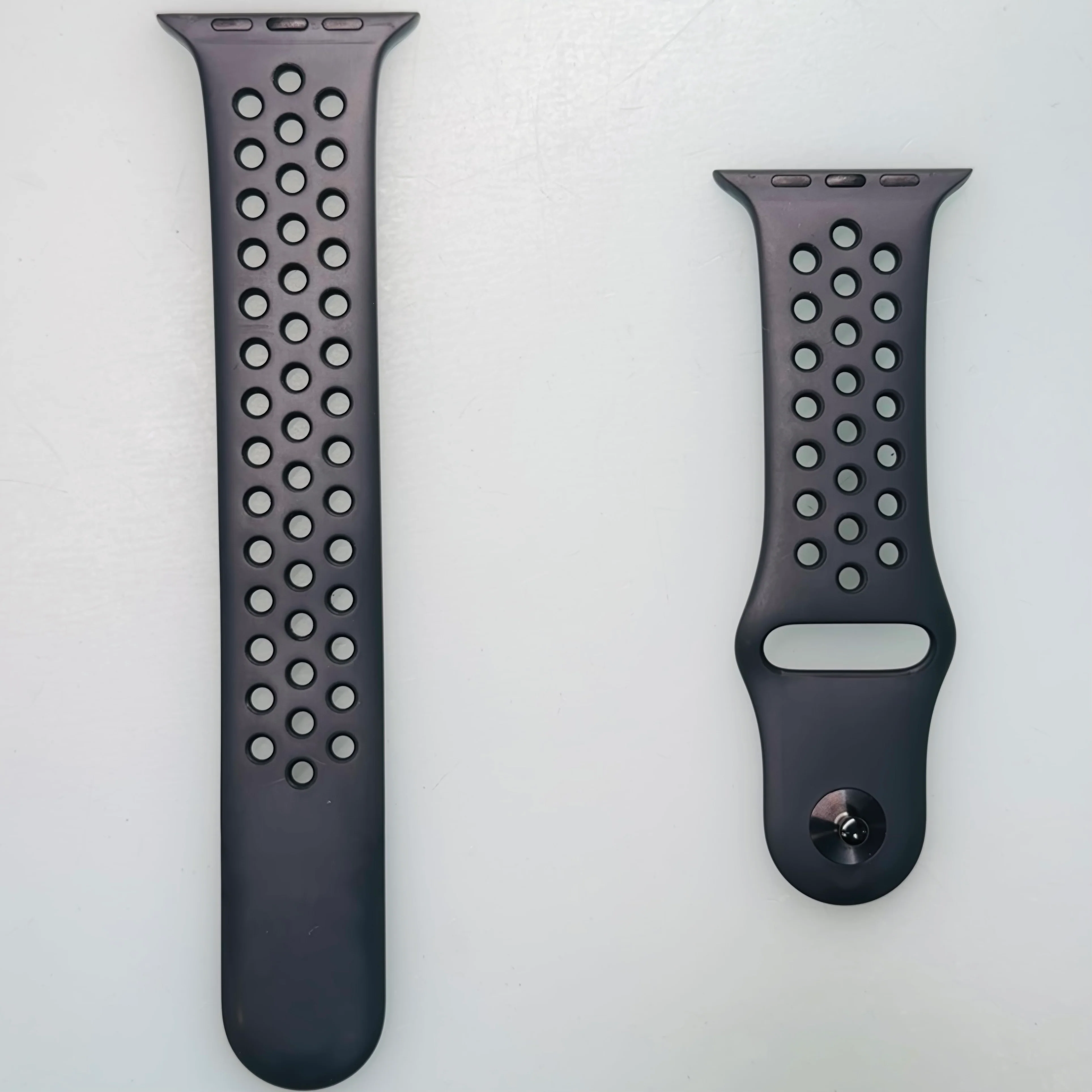 Apple 44mm Nike Sport Band – Black/Black – M/L Size for Apple Watch