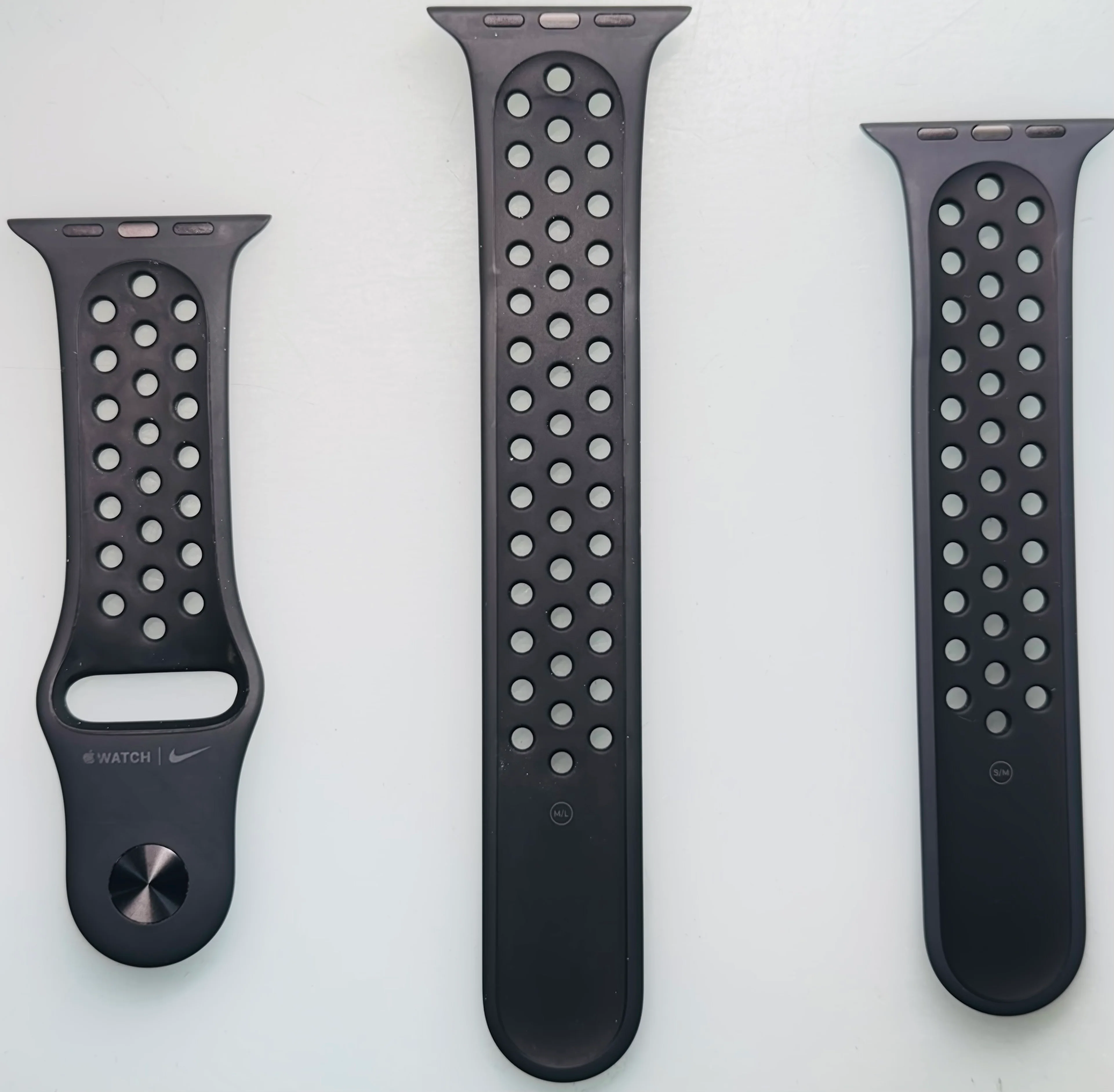 Apple 44mm Nike Sport Band – Black/Black – S/M & M/L Sizes for Apple Watch
