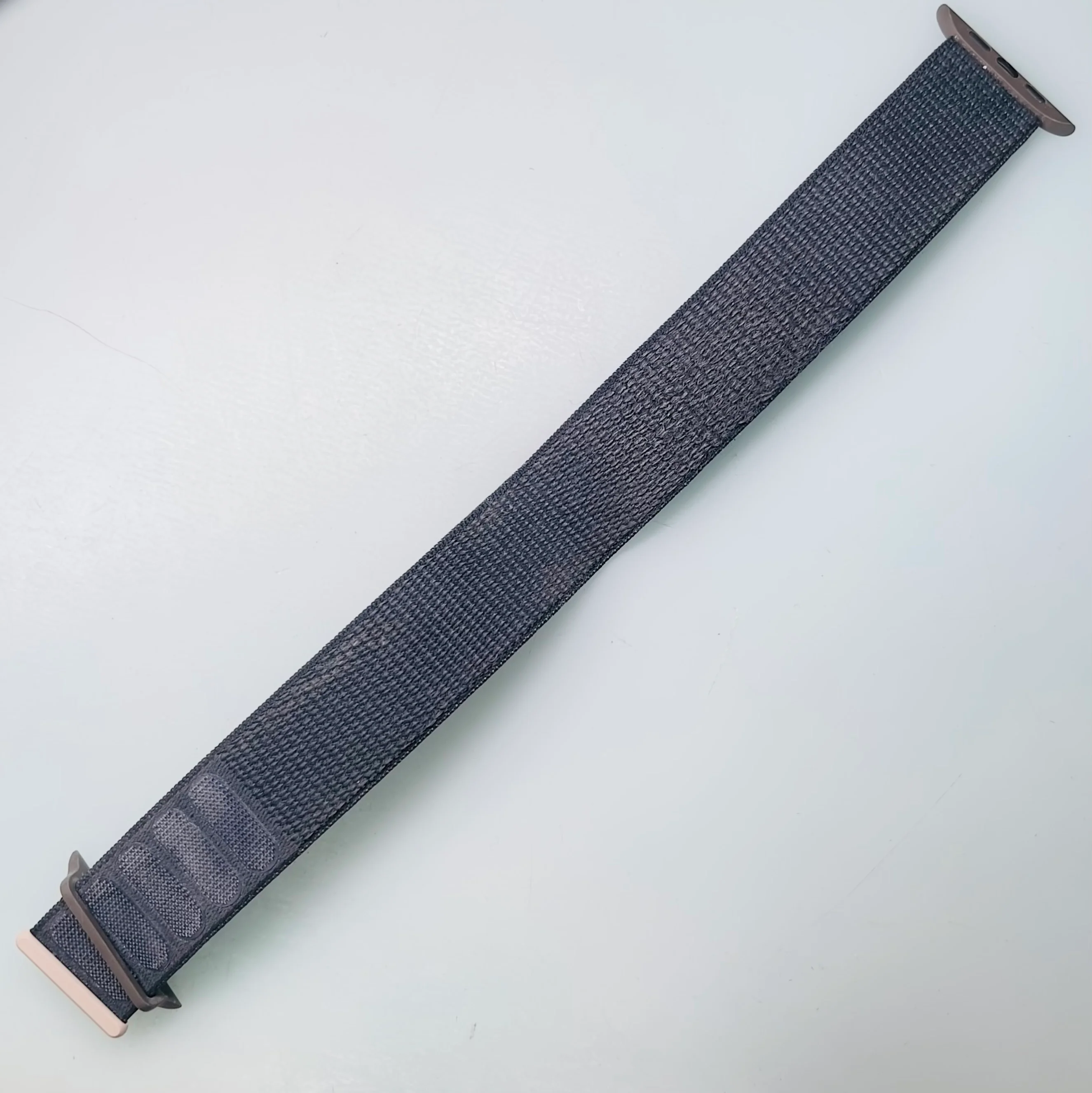 Apple 45mm Ink Sport Loop Strap for Apple Watch – One Size (Fits 145–220mm Wrists) - Image 3
