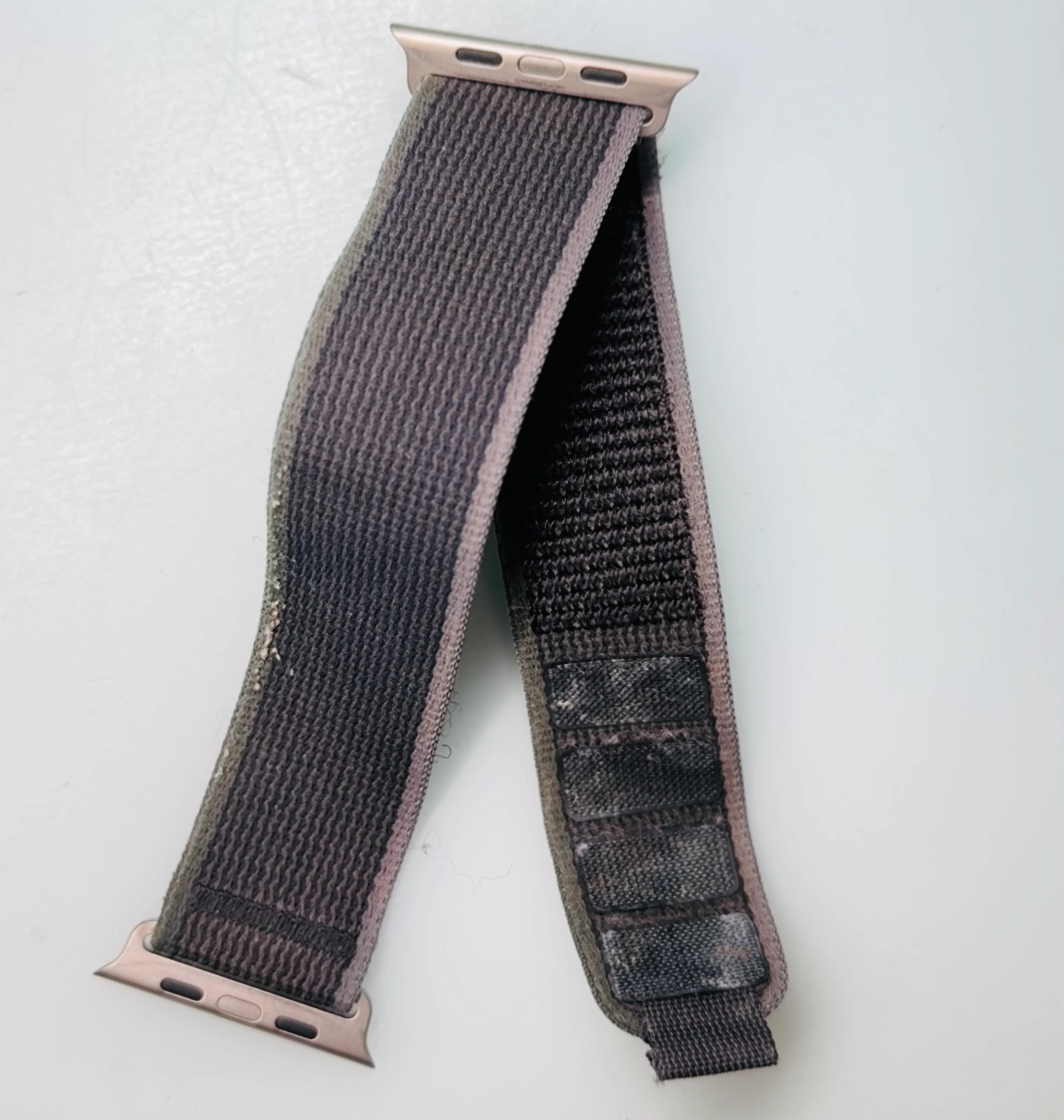 Apple 49mm Black/Charcoal Trail Loop Watch Band - M/L - Natural Titanium (Poor Condition) - Image 2