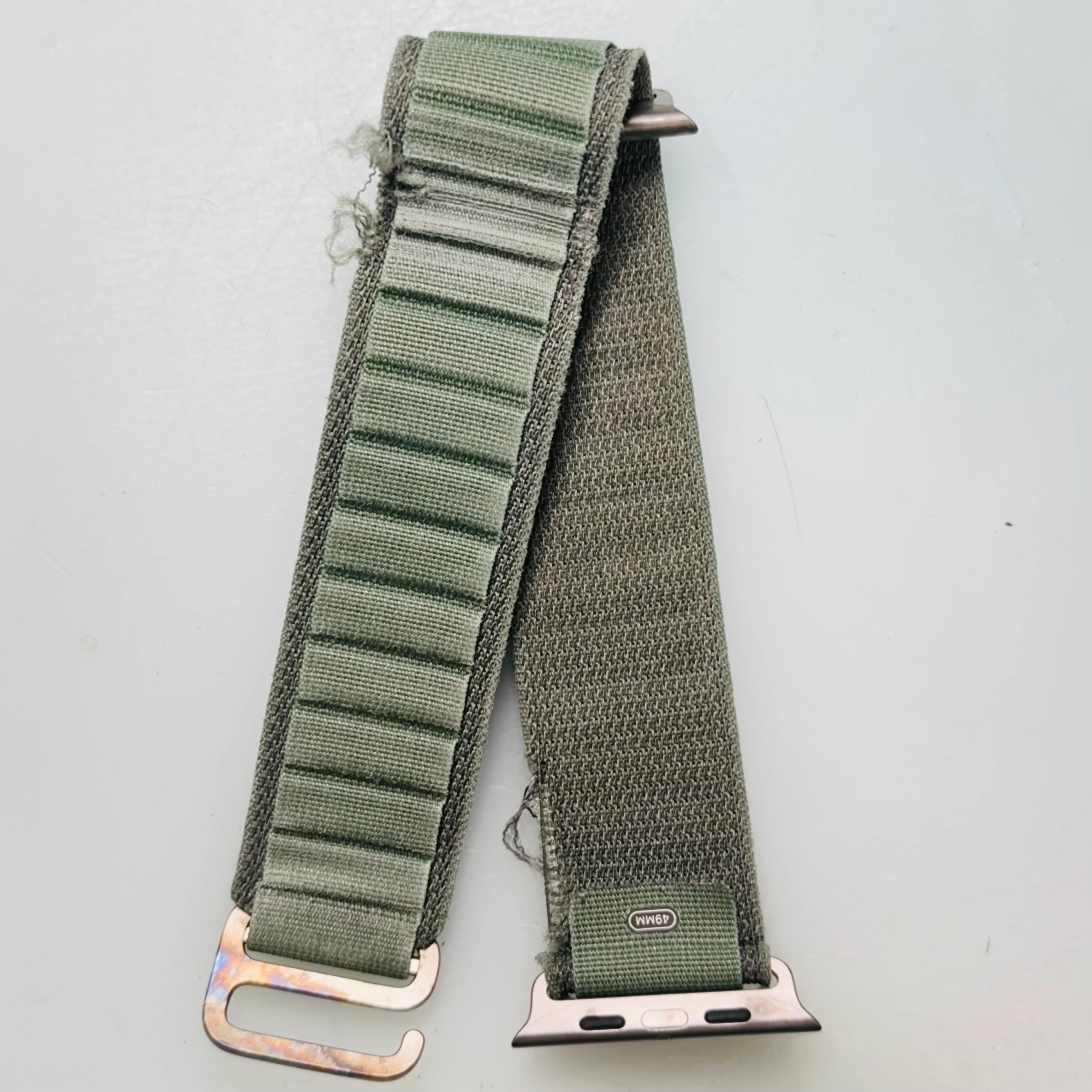 Apple 49mm Green Alpine Loop Watch Band - Medium - Natural Titanium (Poor Condition)