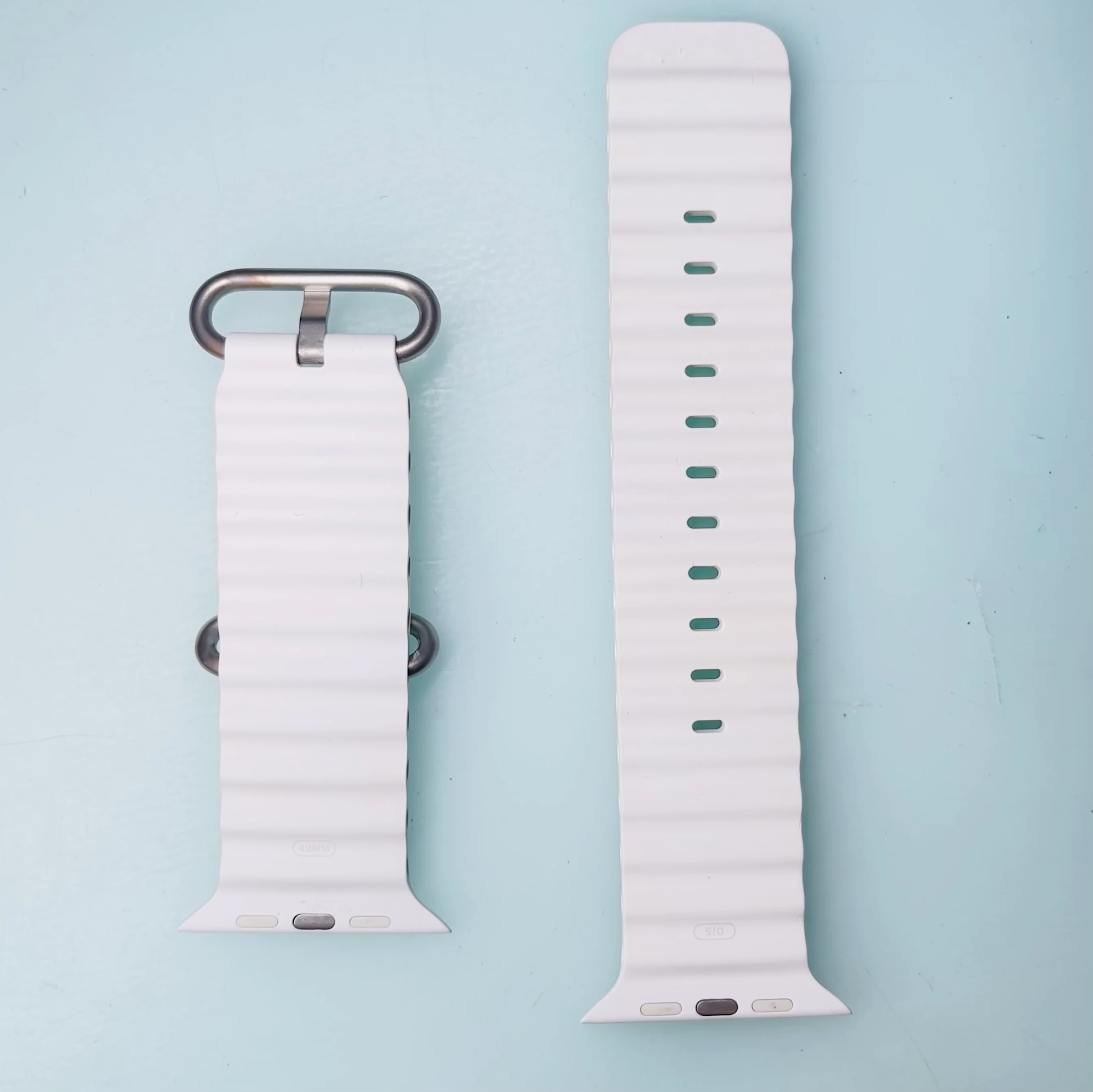 Apple 49mm Ice White Ocean Band – Natural Titanium Finish – One Size for Apple Watch Ultra