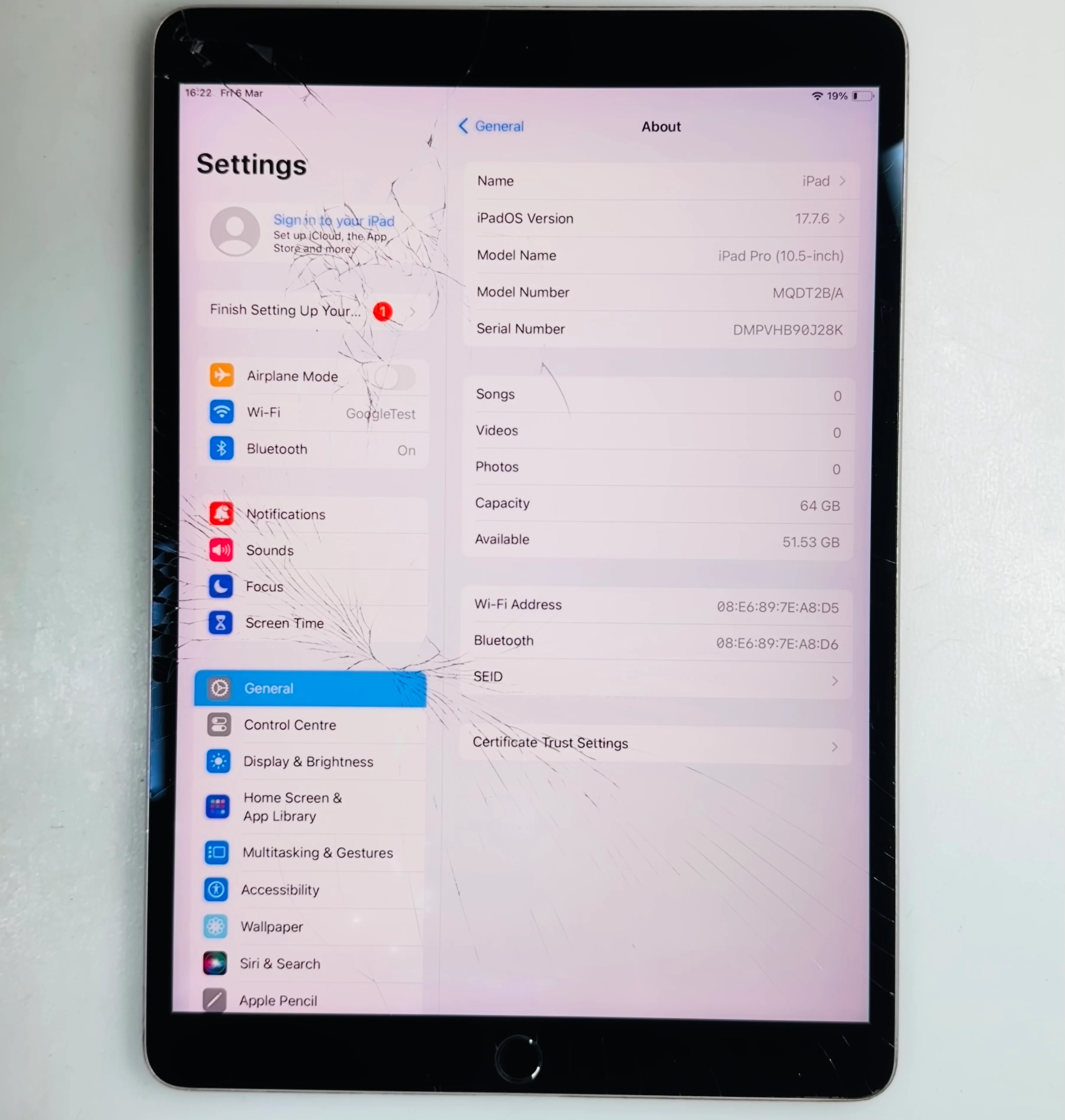 Apple iPad Pro 10.5" 64GB Space Grey Wi-Fi (READ DESCRIPTION) REF#85489 - Image 4