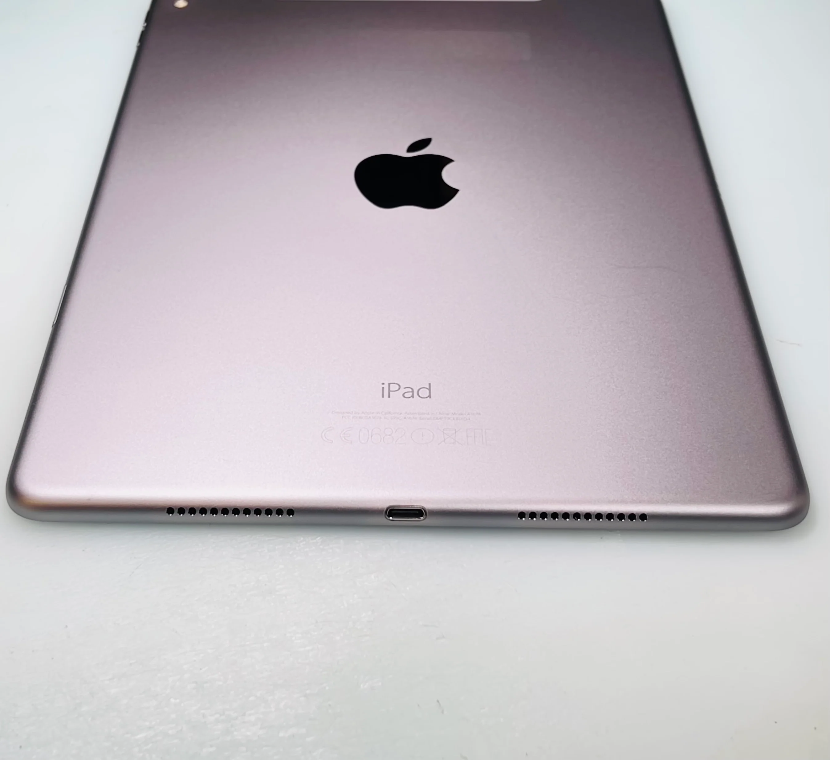 Apple iPad Pro 9.7" 128GB Space Grey Wi-Fi+4G Unlocked (READ DESCRIPTION) REF#81135 - Image 6