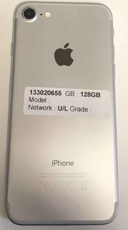 Apple iPhone 7 128GB Silver Unlocked - Image 3