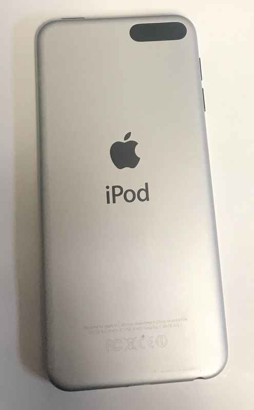 Apple iPod Touch 5th Generation 16GB Silver and Black - Image 4