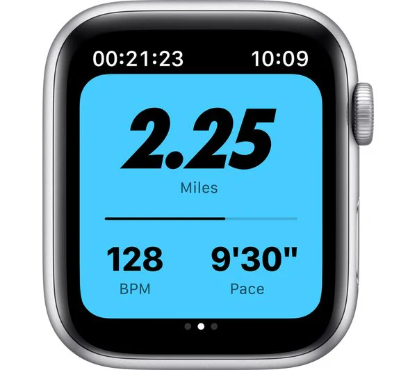 APPLE Watch SE 1st Gen GPS - Silver with Pure Platinum & Black Nike Sports Band, 44mm - Very Good - Image 4