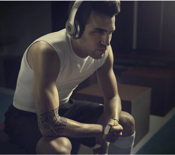 BEATS Studio 2.0 Wireless Bluetooth Noise-Cancelling Headphones - Titanium - Good - Image 3